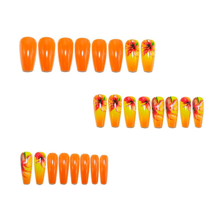Artificial nails with elaborate floral design Stornfield