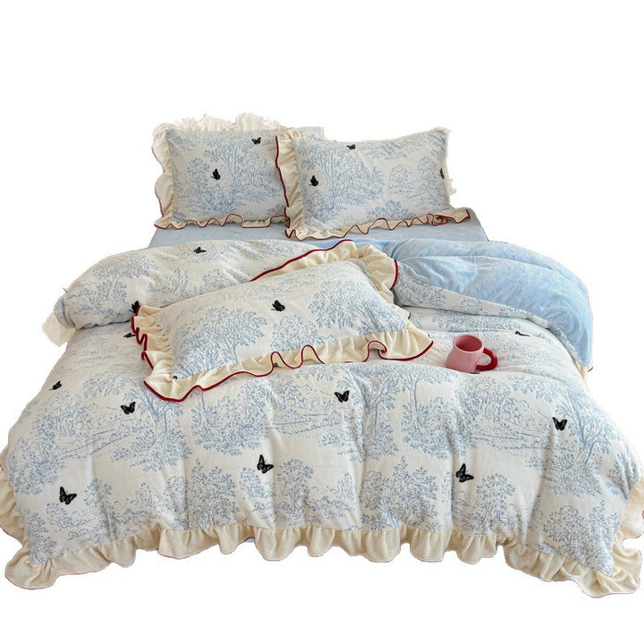 Ruffled Toile Comforter and Shams Set with Contrast Piping