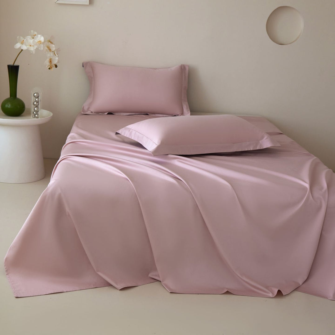 Luxury Cotton Sateen Bed Sheet Set with Deep Pockets and Flanged Pillowcases