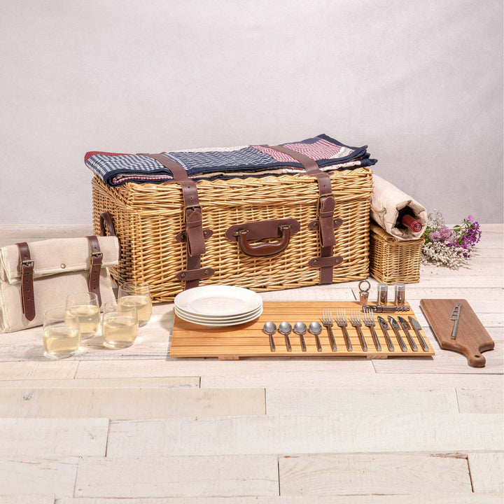 Women's stylish picnic basket with integrated dinnerware set and practical compartments Stornfield