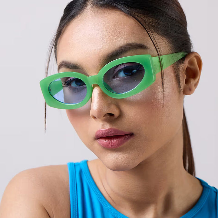Ladies trendy sunglasses with unique, curved frame Stornfield