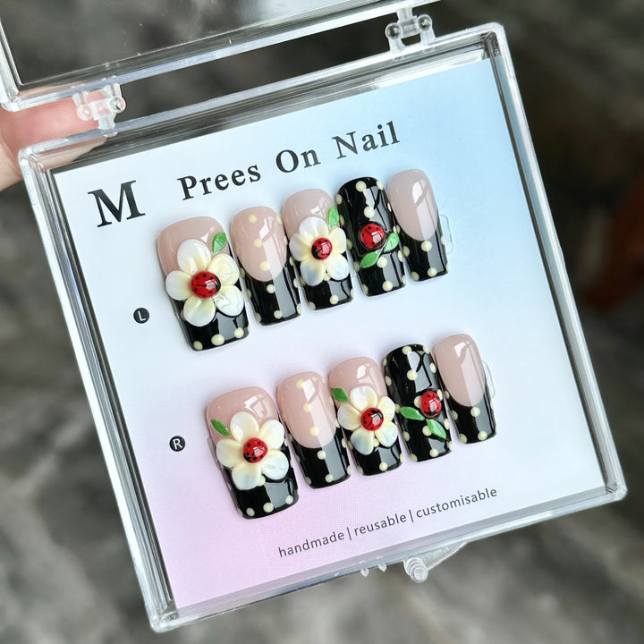 Artistic Reusable Press-On Nail Set