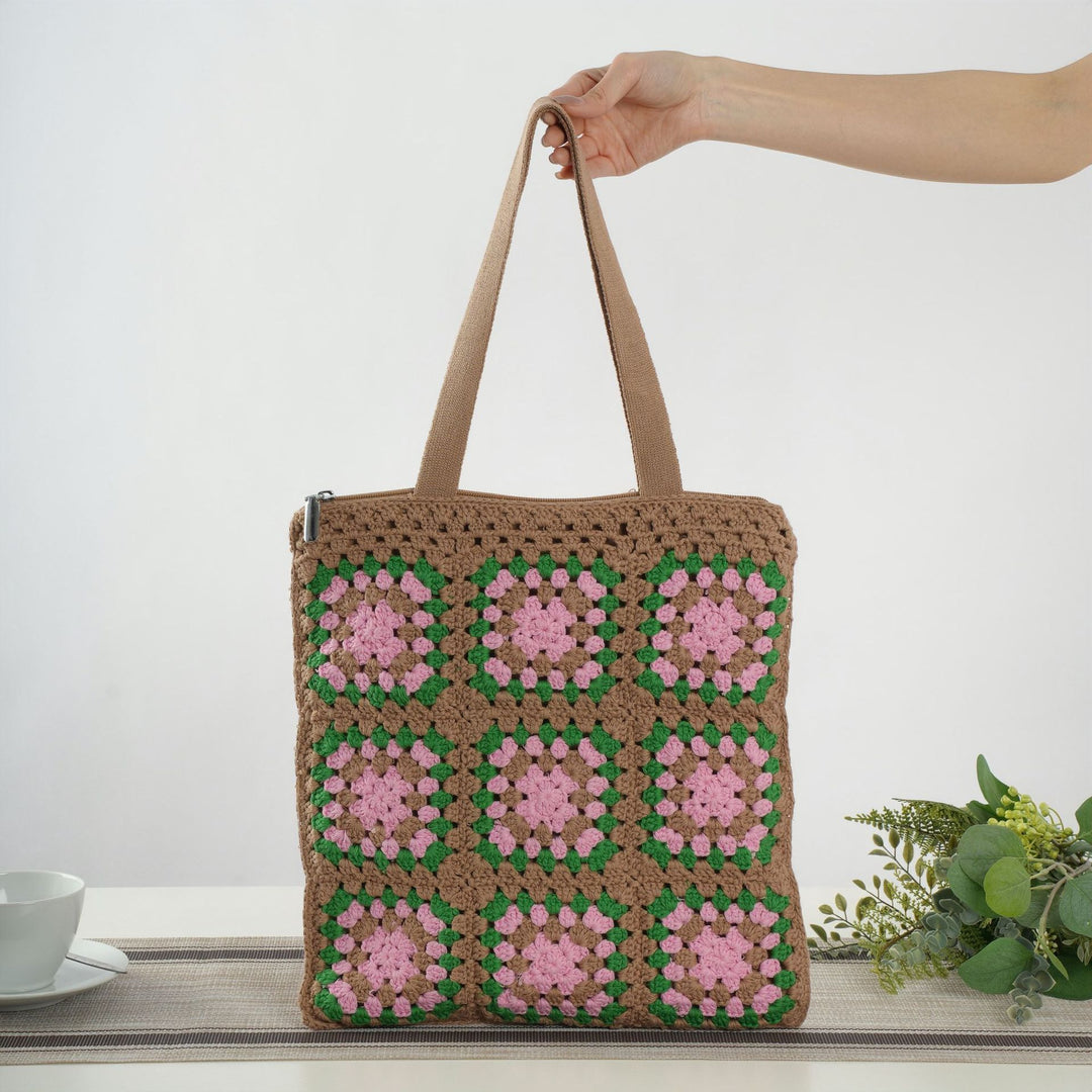 Handcrafted cotton tote bag in vintage granny design Stornfield