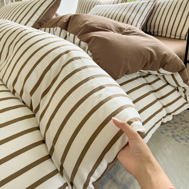 Cozy Checkered Duvet Cover Set
