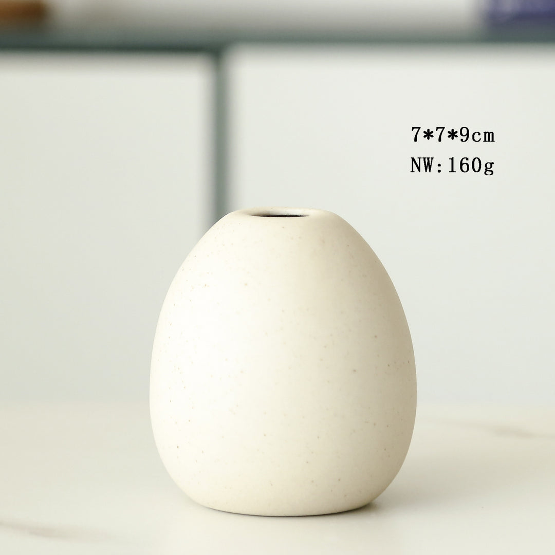 Modern Minimalist Ceramic Bud Vase Stornfeild