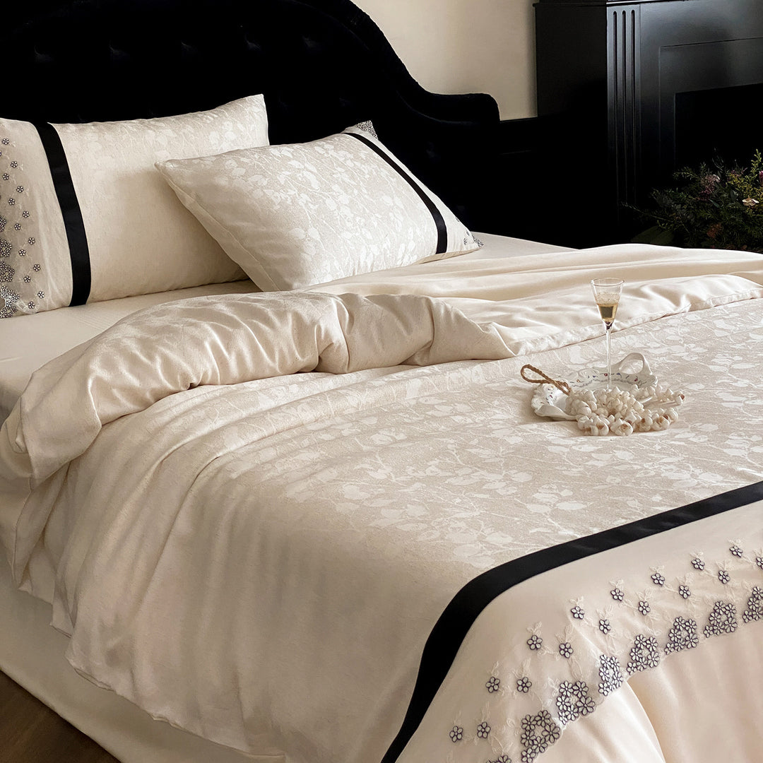 Luxury Embroidered Satin Duvet Cover and Pillowcase Set