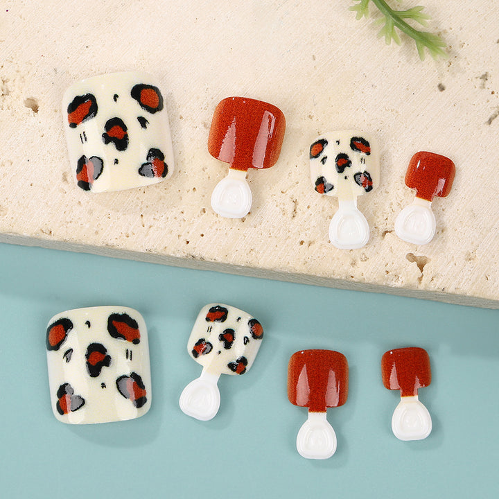 Creative and elegant art nails Stornfield