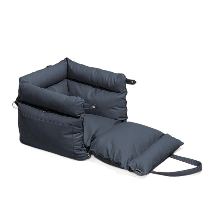 Pet car seat with secure harness Stornfield