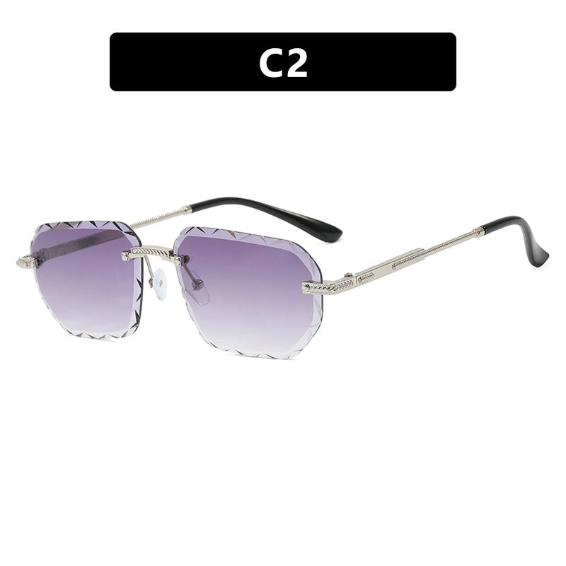 Women's geometric sunglasses with mirrored lenses and sturdy frame Stornfield