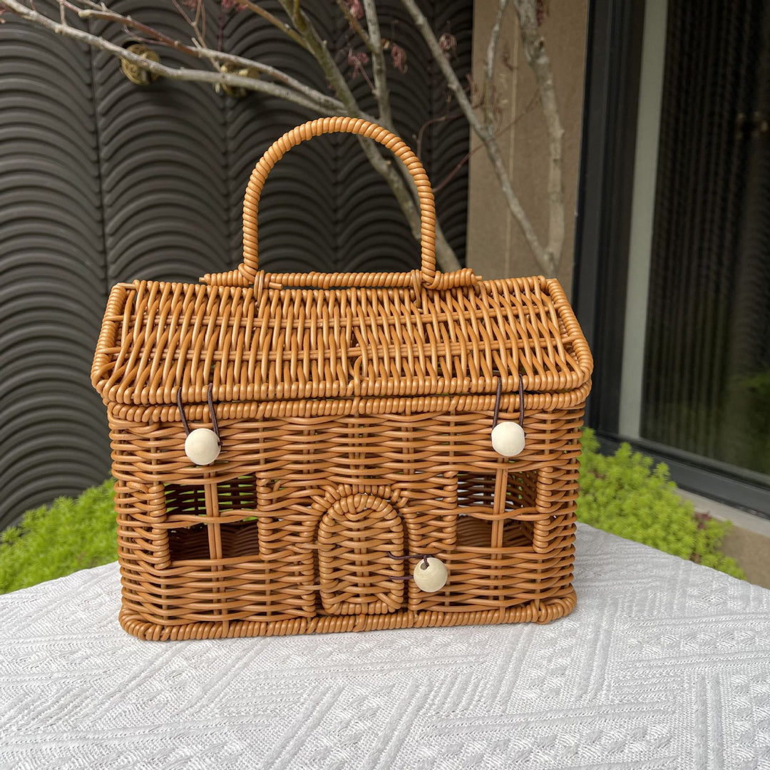 Women's stylish braided basket with rounded roof Stornfield