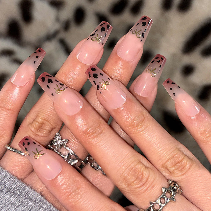 Press-On Nail Art Stornfield