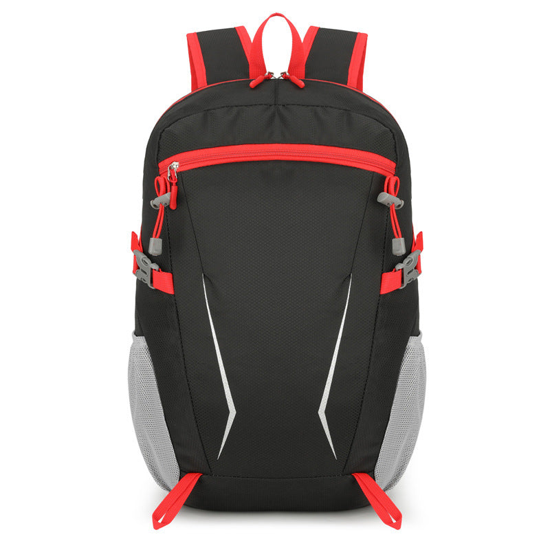 Unisex nan light day backpack with reflective inserts, padded back and side mesh pockets Stornfield