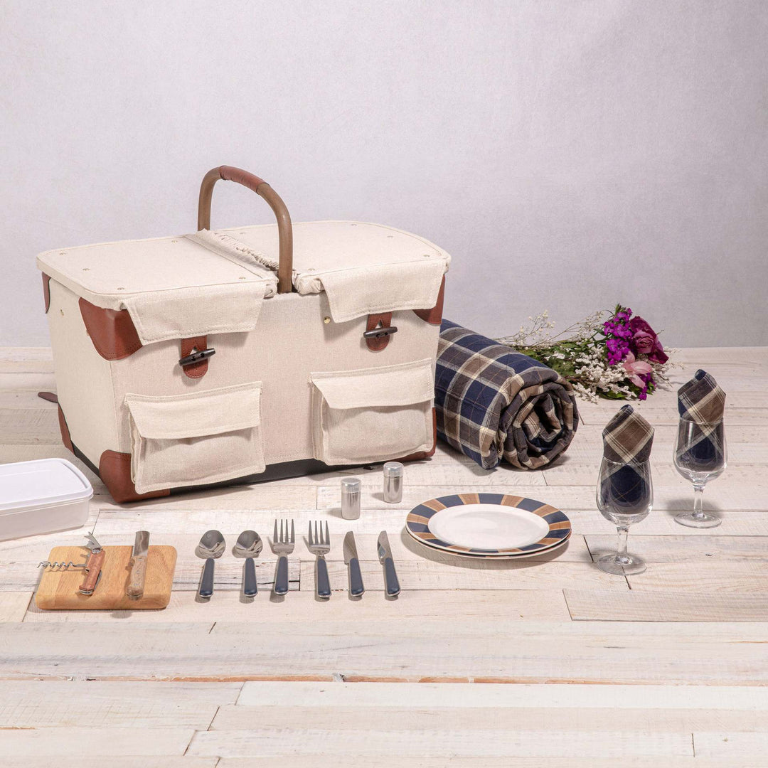 Women’s picnic basket with integrated dish set and wine glasses Stornfield