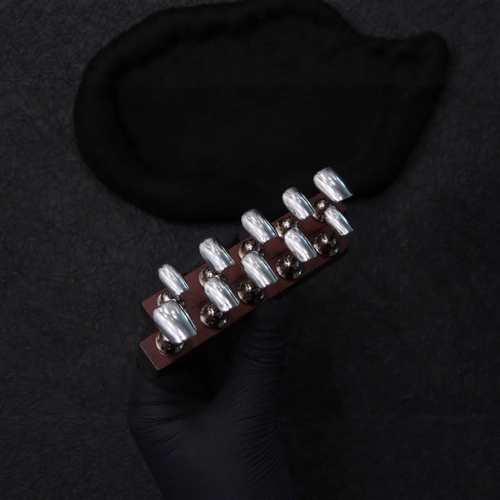 Artistic Metal Nail Enhancements