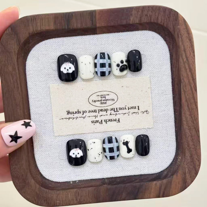 Stylish Themed Press-On Nail Art Set