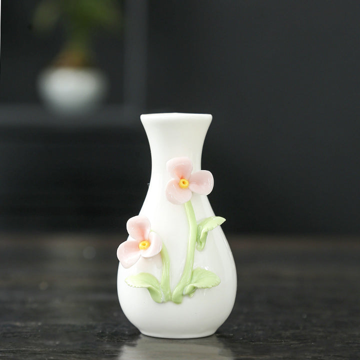 Elegant Floral Themed Ceramic Vase Stornfeild