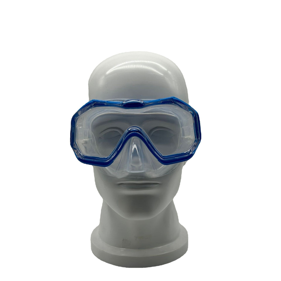 Diving mask with wide field of vision and anti-fog technology Stornfield