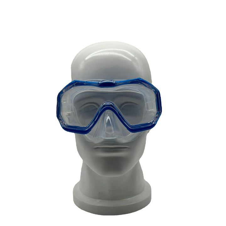 Diving mask with wide field of vision and anti-fog technology Stornfield