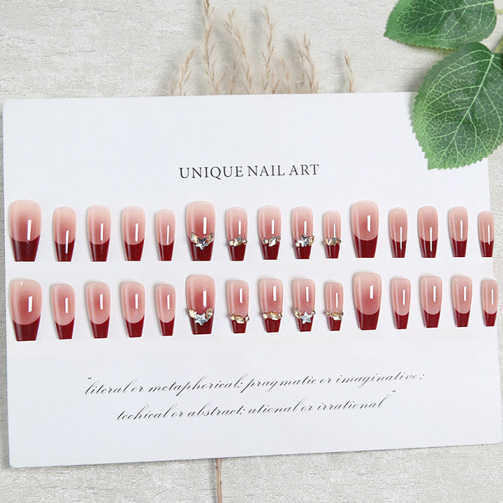 Artificial nail set with elegant glittering accents and romantic design Stornfield