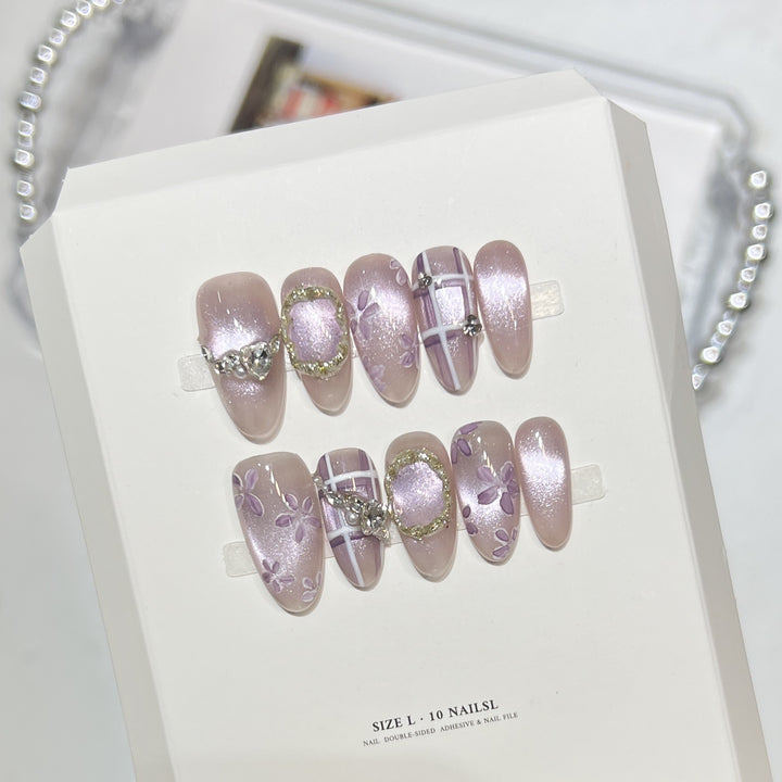 Floral Embellished Press-On Nails Set
