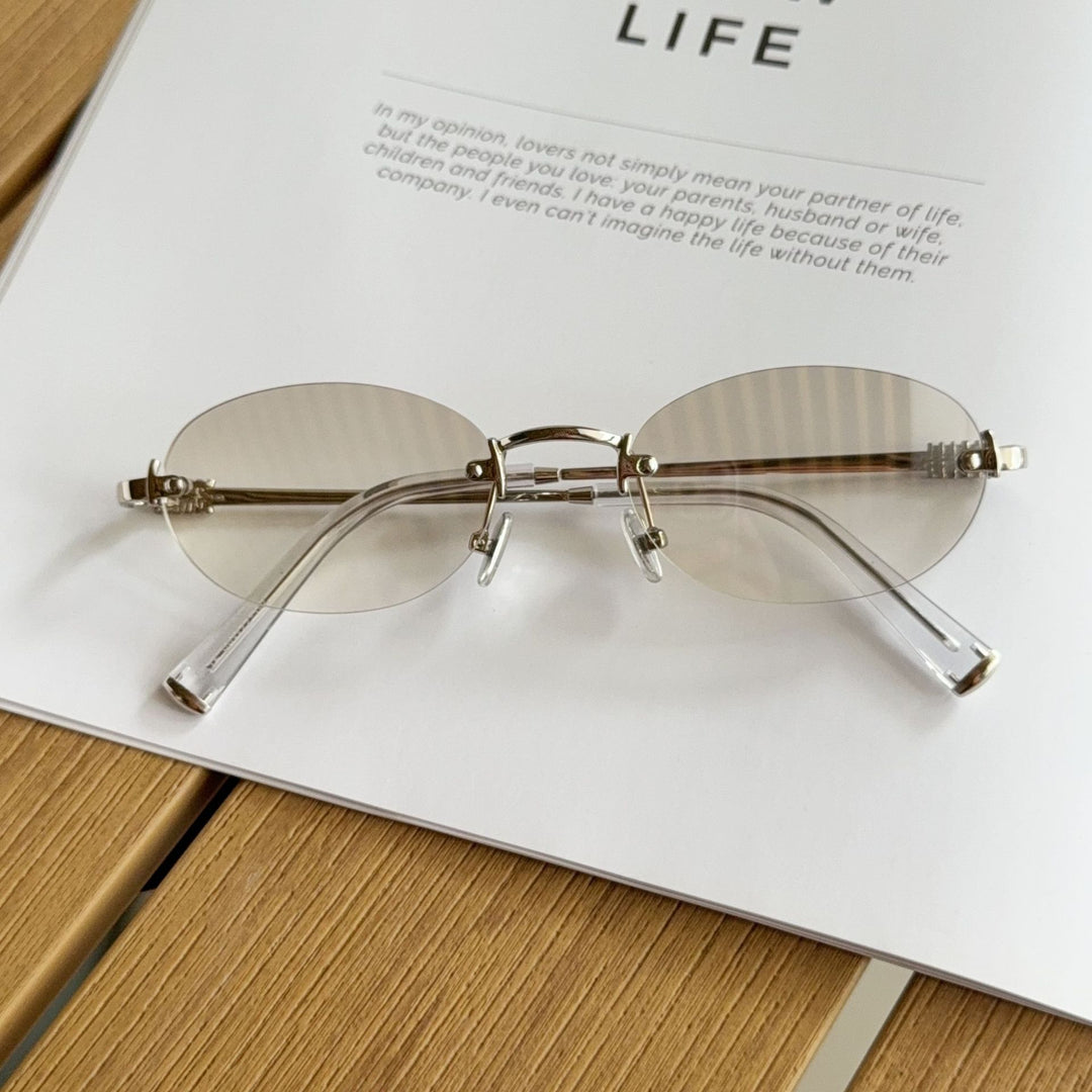 Chic Cat-Eye Frame Glasses Stornfield