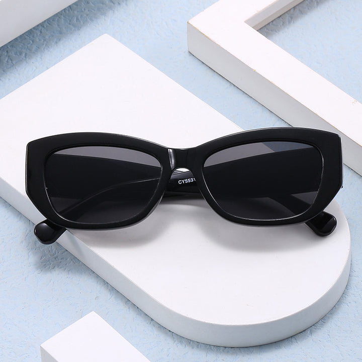 Women's fashionable Cat-Eye sunglasses made of sturdy plastic Stornfield