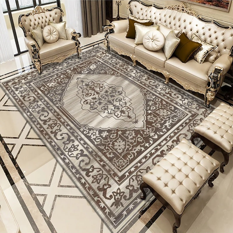 Luxury Vintage-Inspired Area Rug Stornfield