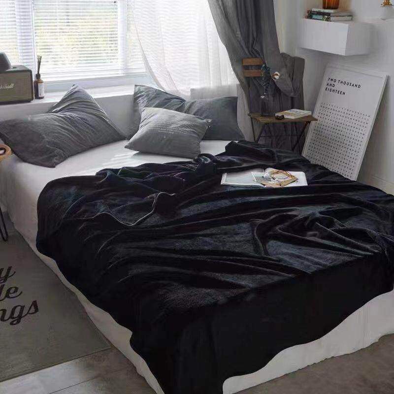 Luxurious Soft Velvet Throw Blanket