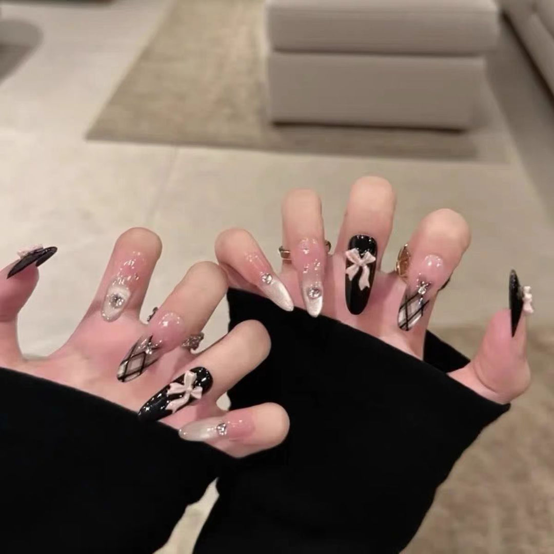 Artificial nails with elegant ombre finish Stornfield