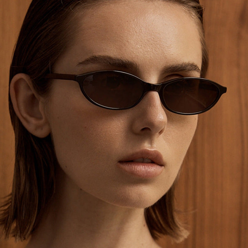 Women oval-shaped sunglasses with transparent frame and UV protection Stornfield
