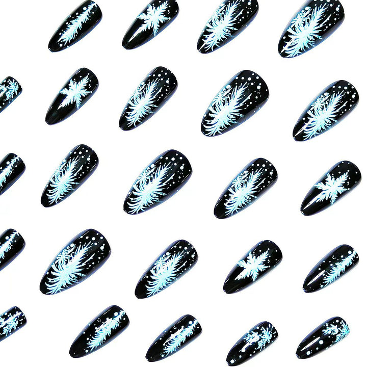 Elegant Artificial Nails with Snowflake Design Stornfield