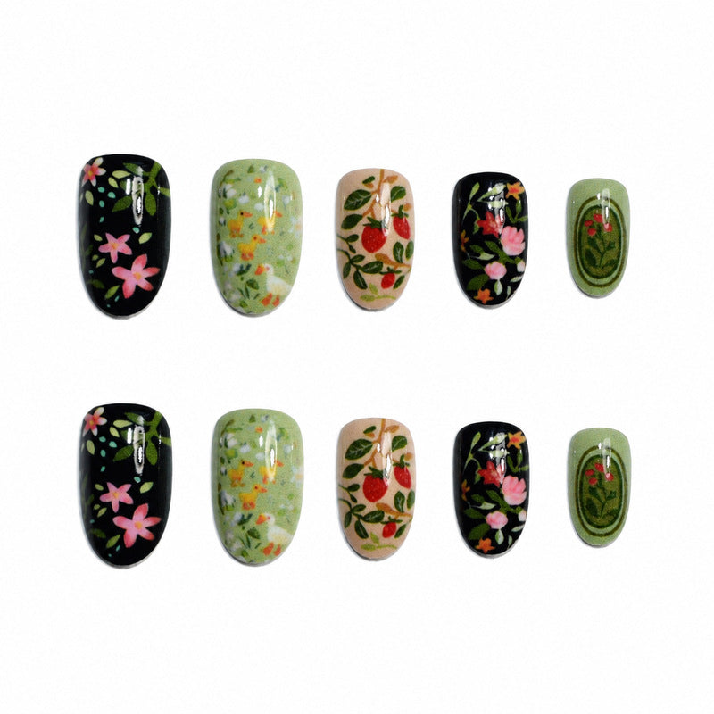 Artificial nails with floral design Stornfield