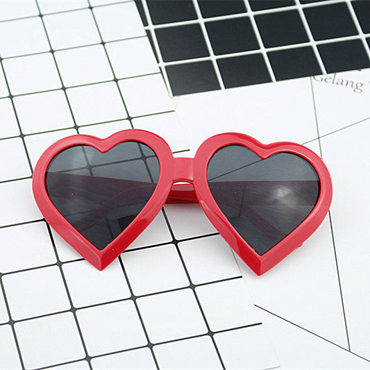 Women's Heart-Shaped Sunglasses in Modern Design Stornfield
