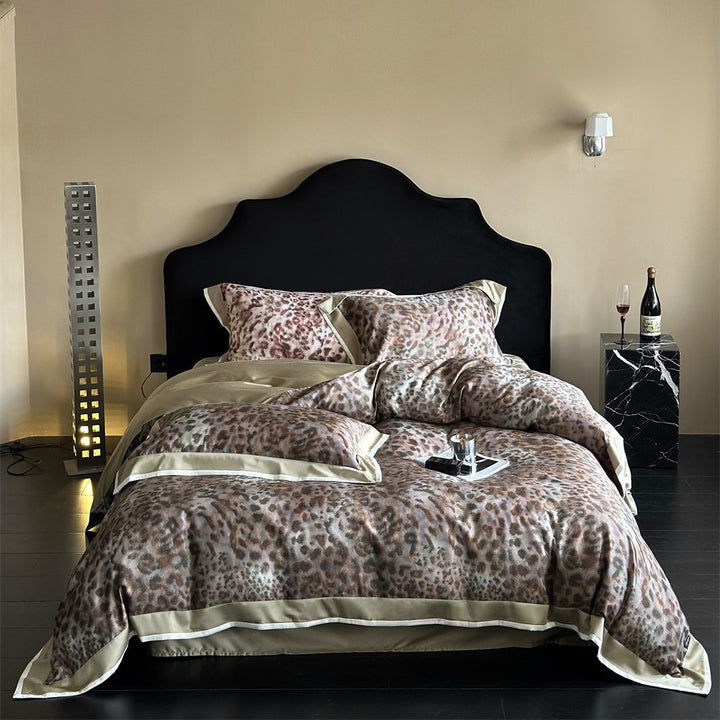 Reversible Satin-Trim Leopard-Print Duvet Cover Bedding Set with Pillow Shams