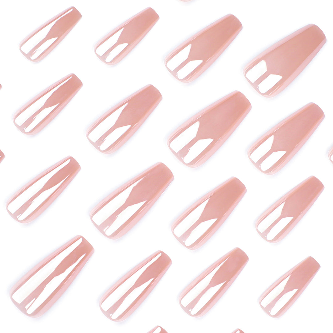 High-gloss stiletto nails Stornfield