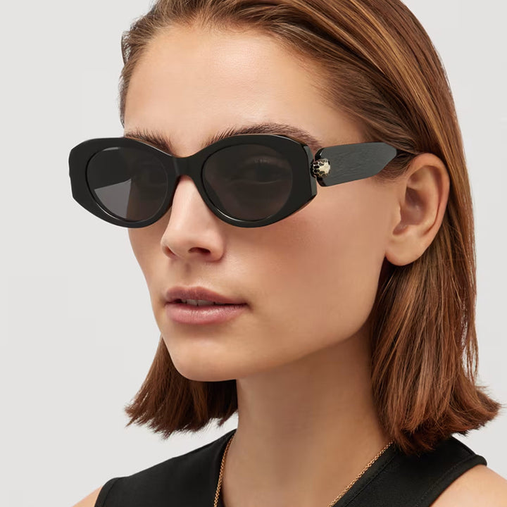 Women elegant sunglasses with stylish contours Stornfield