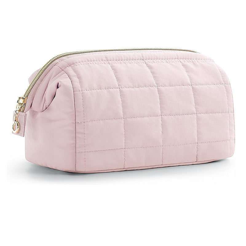 Cosmetic bag with matte finish and zipper Stornfield