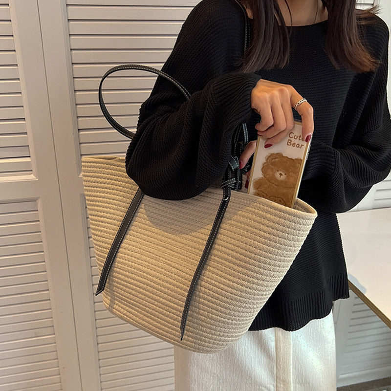 Elegant Shopper Bag with Texture Stornfield