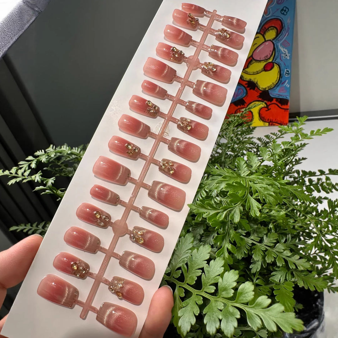 Elegant Decorative Press-On Nail Collection Stornfield
