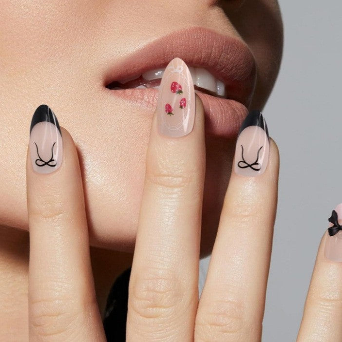 Artistic Press-On Nail Set Stornfield
