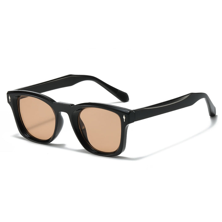 Stylish Cat-Eye Sunglasses with Geometric Design Stornfield
