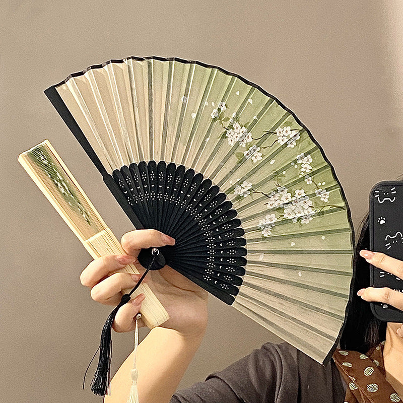 Hand fan with elegant floral pattern Stornfield