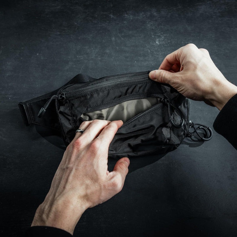 Modular hip bag with versatile compartments Stornfield