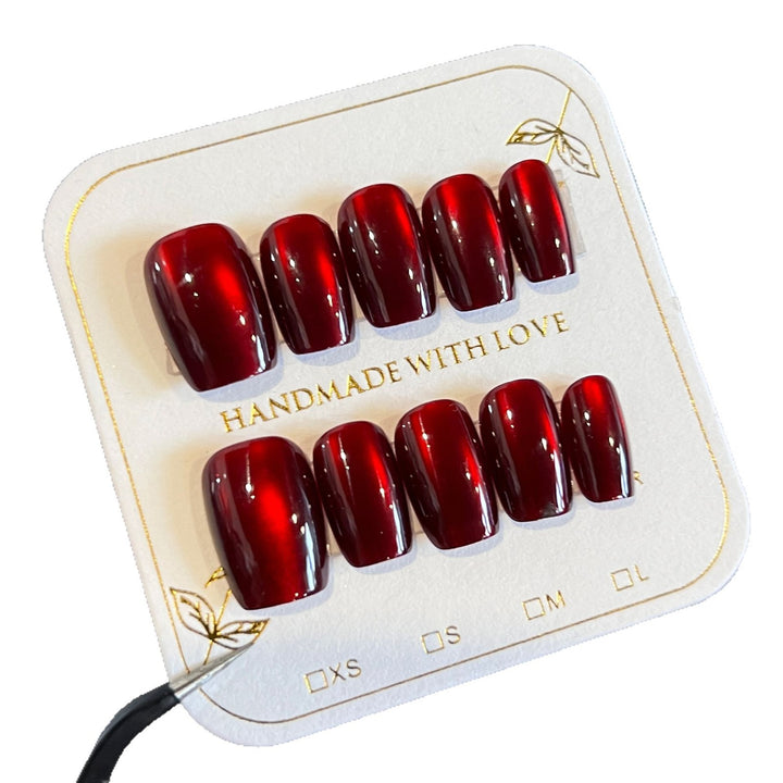 Handmade Glossy Press-On Nail Set Stornfield