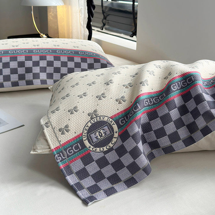 Decorative Luxurious Embroidered Pillowcase Set Stornfield