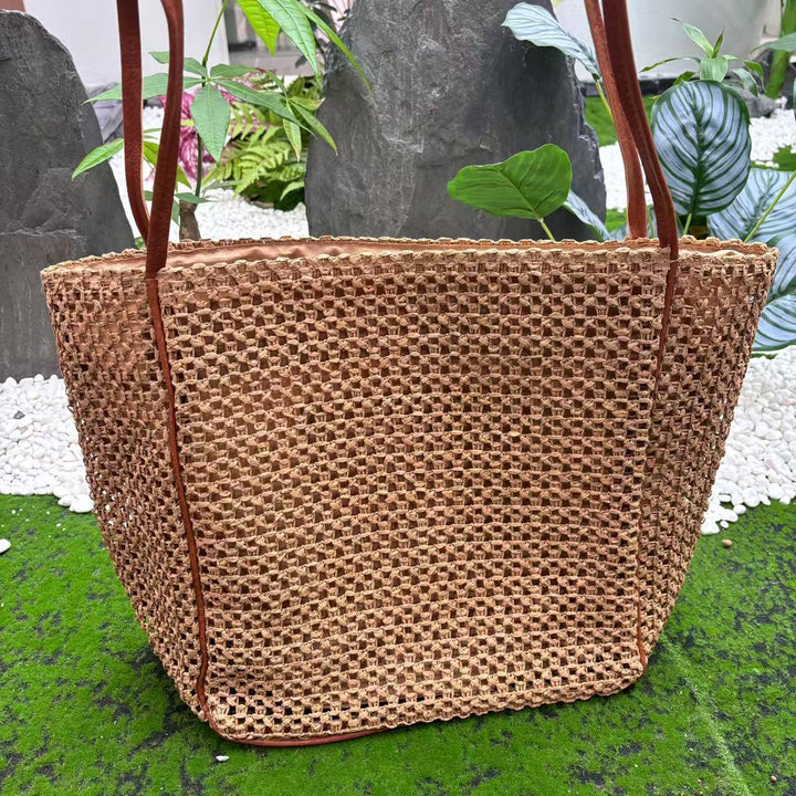Fashionable mesh tote bag with leather handles Stornfield