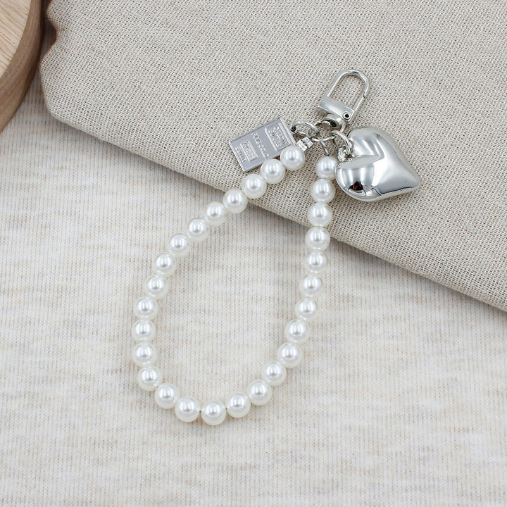 Elegant Pearl Beaded Keychain Stornfield