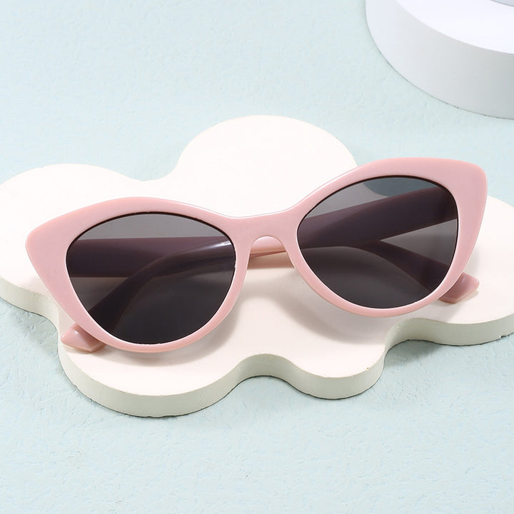 Women's Cat-Eye Sunglasses in Trendy Vintage Style Stornfield