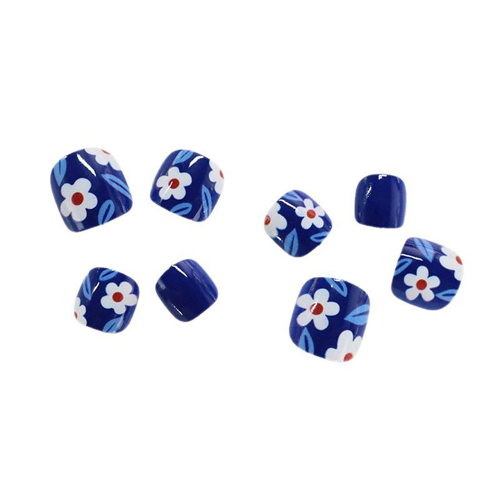 Floral-Themed Pedicure Nail Art Stornfield