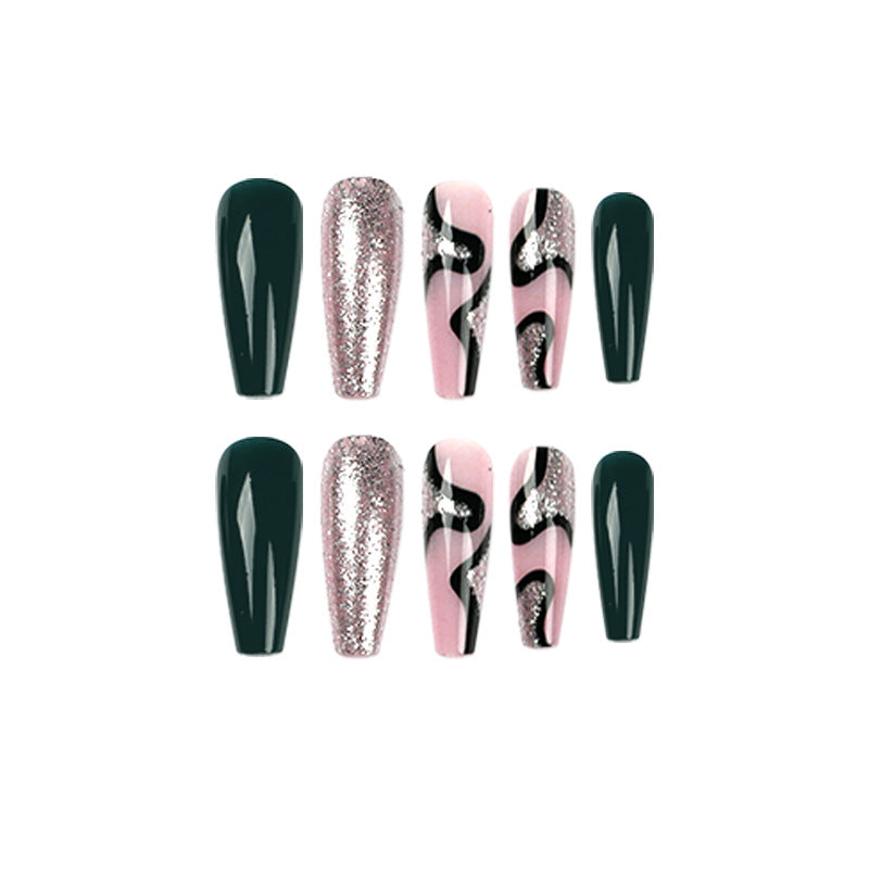 Artificial nail art with elegant glitter and gradient effects Stornfield